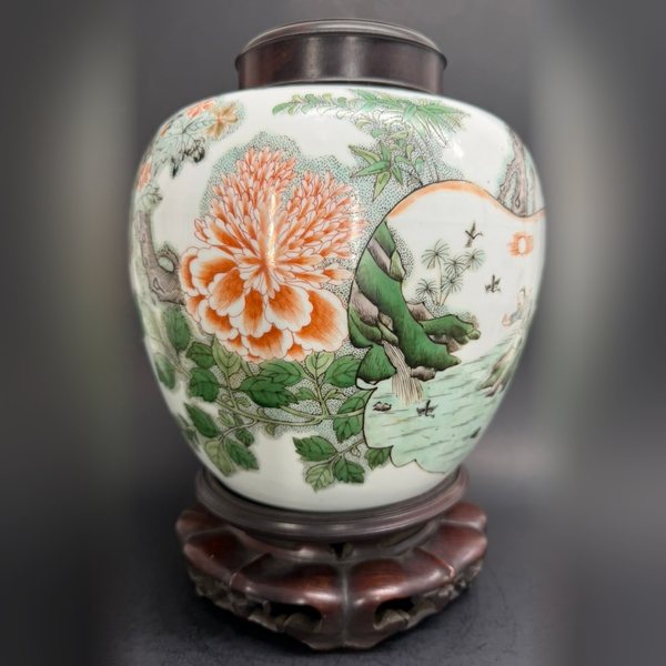 18th century Kangxi Chinese famille verte figural ginger jar with poem, signed Heng Yuan